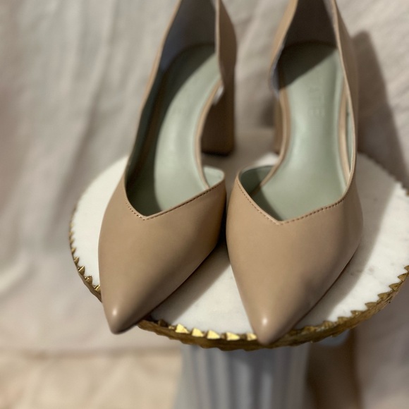 1. State Nude Pointy Block Heel! - Picture 5 of 5